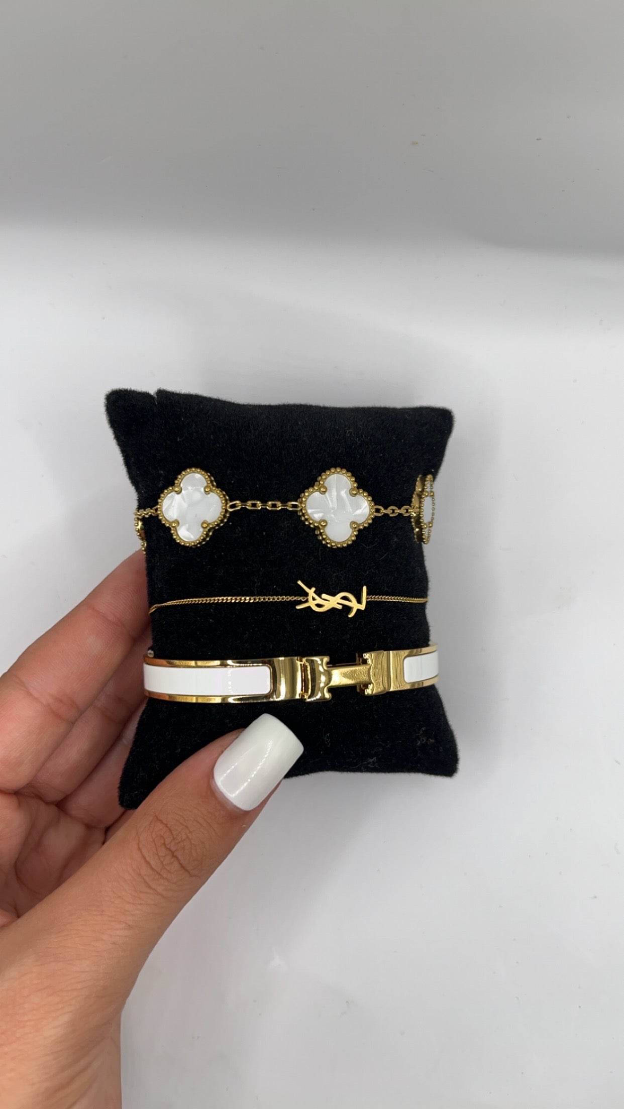 Ysl Ensemble Blanc