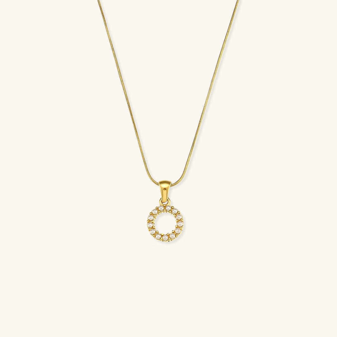 Collier En Perles Avec Lettre Initiale Augustine