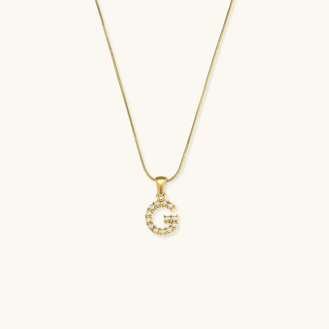 Collier En Perles Avec Lettre Initiale Augustine