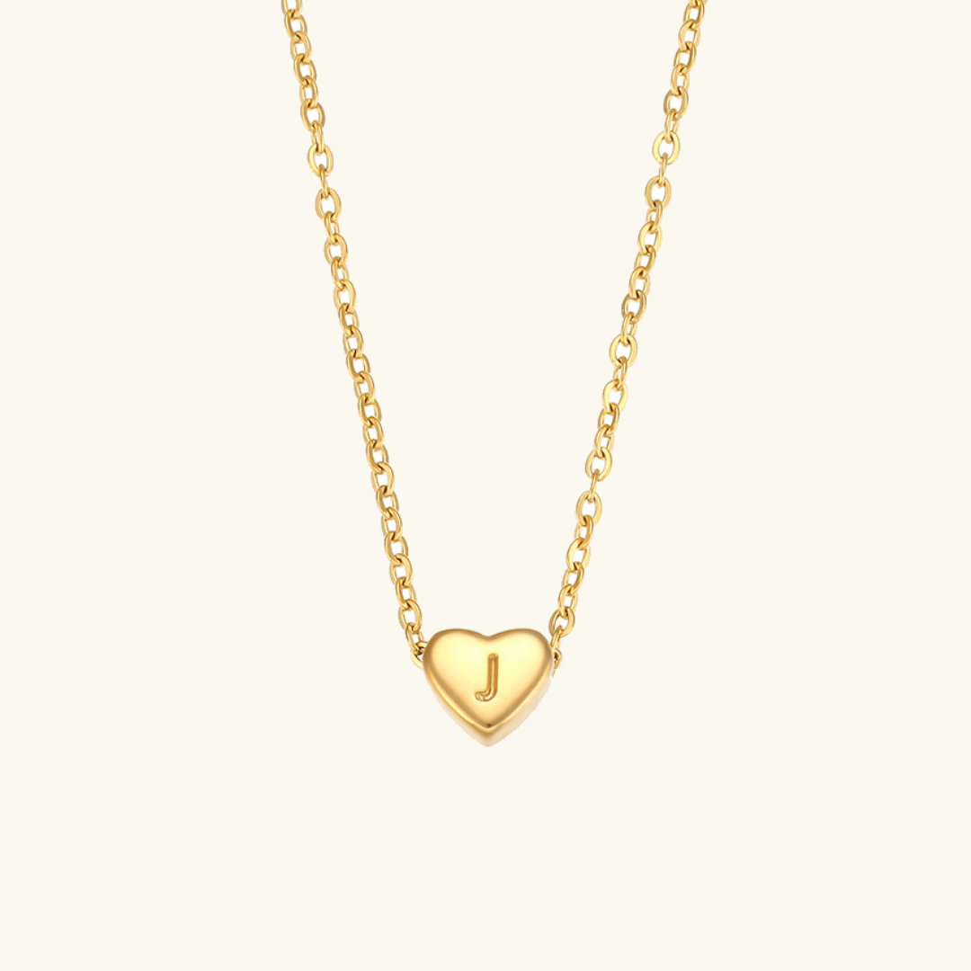 Collier en Or avec Initiale en Forme de Cœu
