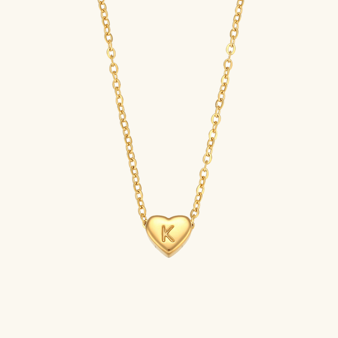 Collier en Or avec Initiale en Forme de Cœu