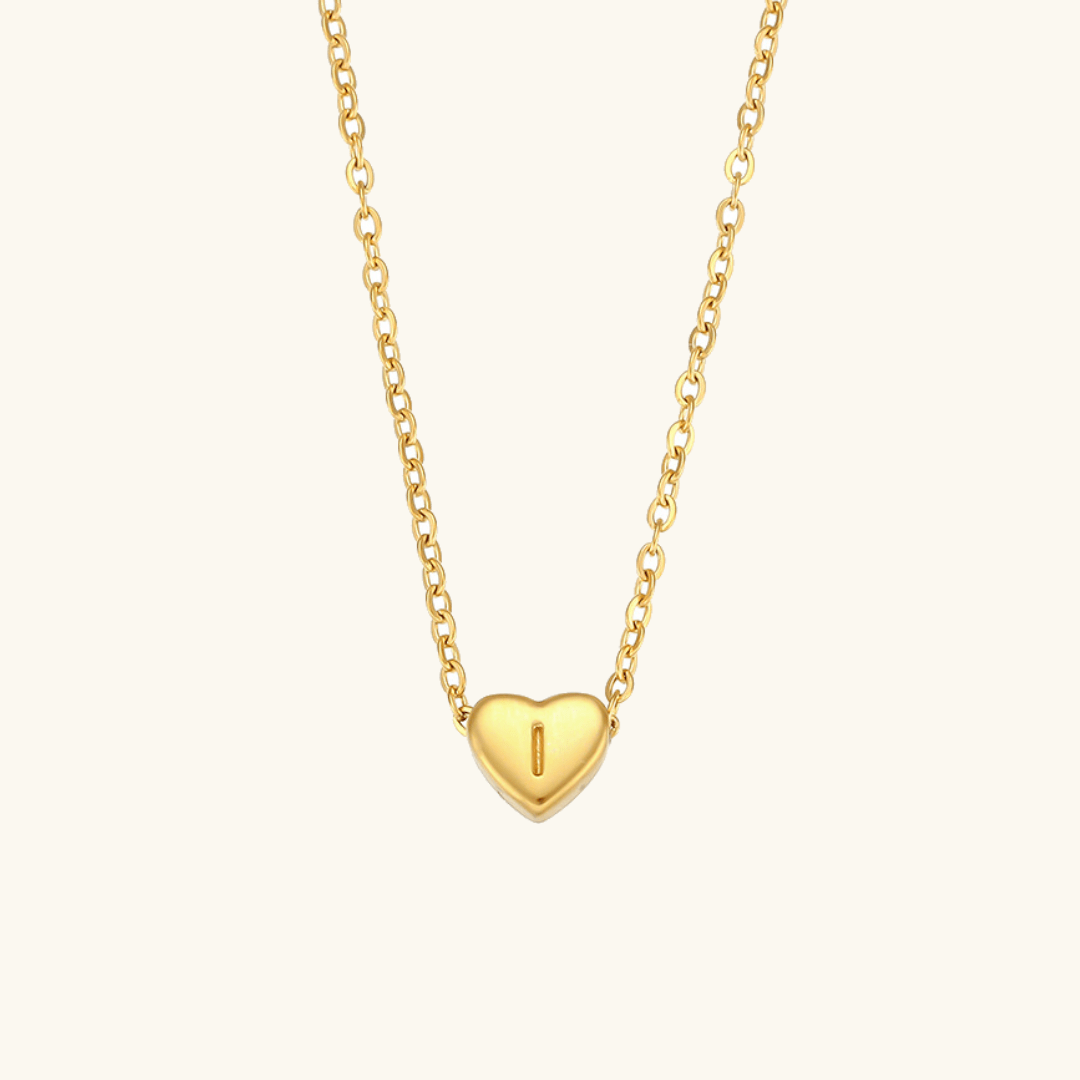 Collier en Or avec Initiale en Forme de Cœu