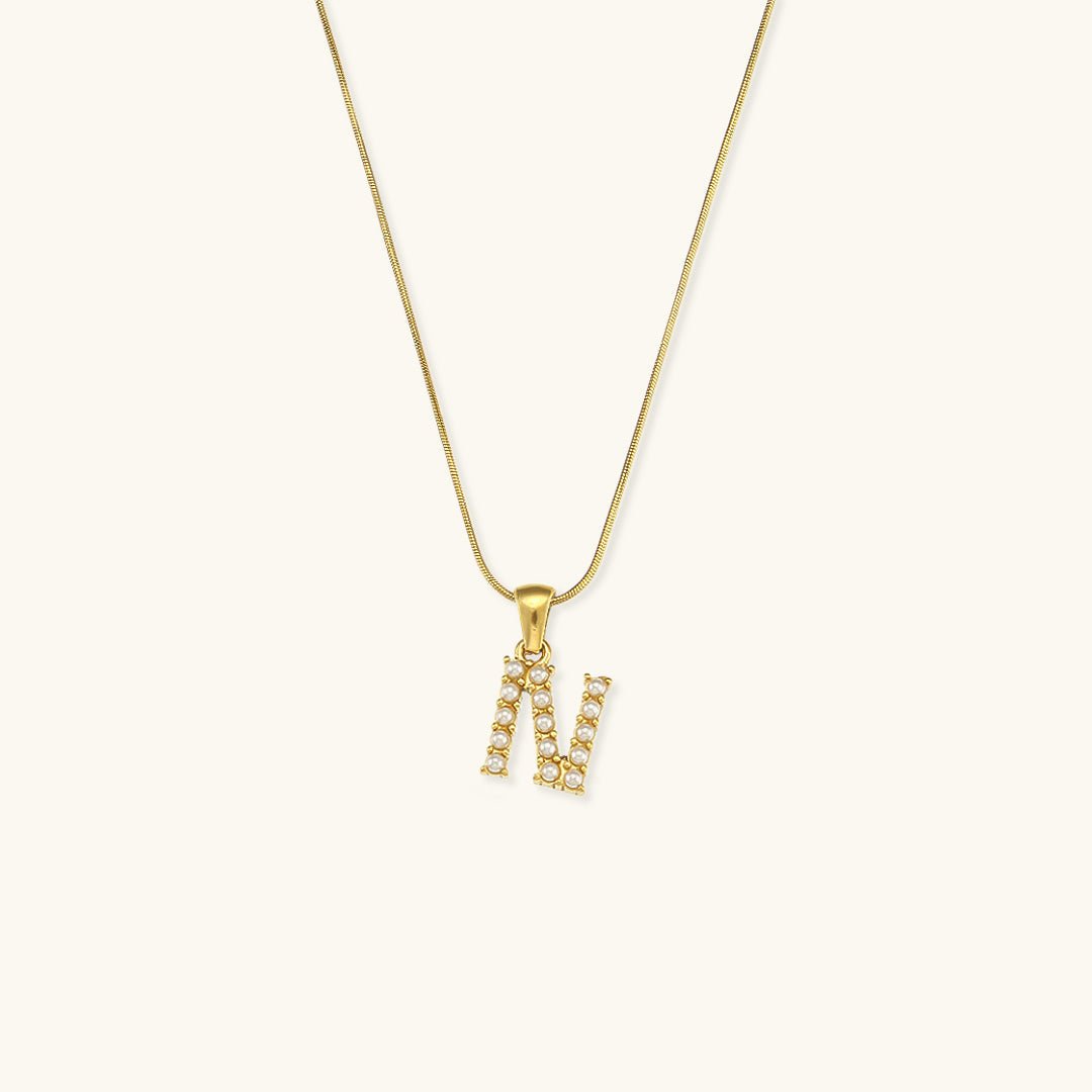 Collier En Perles Avec Lettre Initiale Augustine