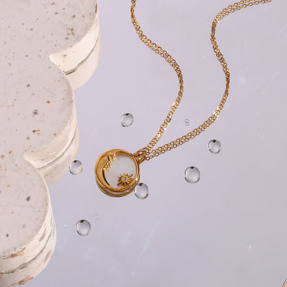 Collier Évangeline en Or Lunaire