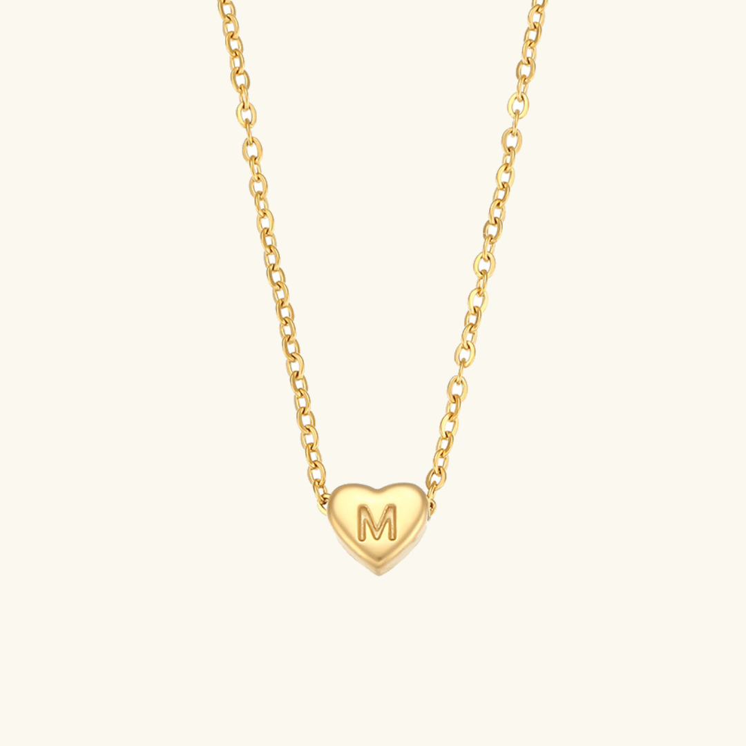 Collier en Or avec Initiale en Forme de Cœu
