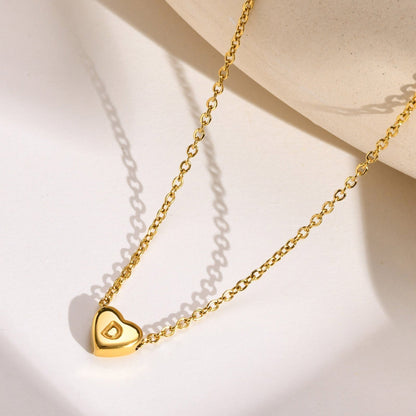 Collier en Or avec Initiale en Forme de Cœu