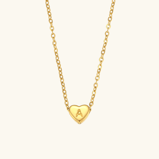 Collier en Or avec Initiale en Forme de Cœu